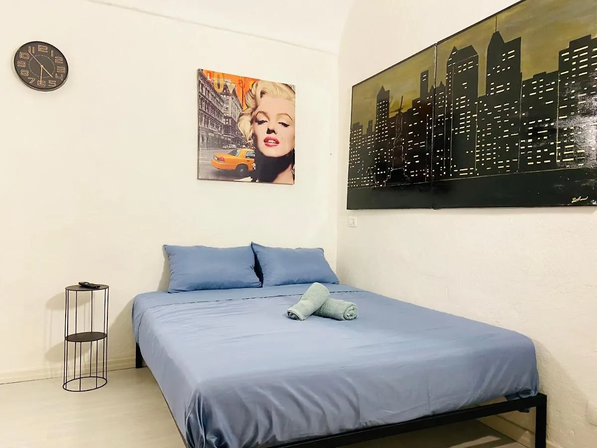 Holiday home Gilli Suite Sanremo